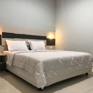 Kyrie Hotel